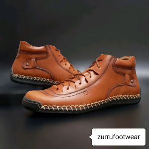 SNEAKER KULIIT PRIA DEWASA TERBARU