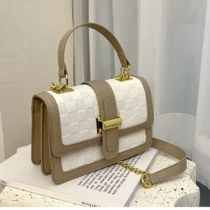 Trendy Chain Diamond Grid Shoulder Bag New 2024 Womens Birthday Gift Versatile Commuter Bag Retro Style Synthetic Leather Handbag