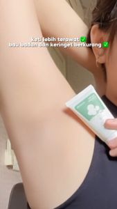 2 Pcs Elumor Oxter Cream New Formula 30gr Krim Pemutih Ketiak Dan Selangkangan Underarm Brightening Cream