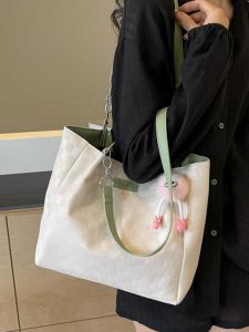 กระเป๋าถือทรงสี่เหลี่ยมจัตุรัสขนาดใหญ่แบบสะพายไหล่ข้างเดียวสำหรับผู้หญิง กระเป๋าใส่ของสำหรับเดินทาง กระเป๋าสะพายไหล่แบบลำลองสำหรับนักเรียน