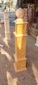 Trụ cầu thang vuông gỗ gỏ đỏ cao cấp