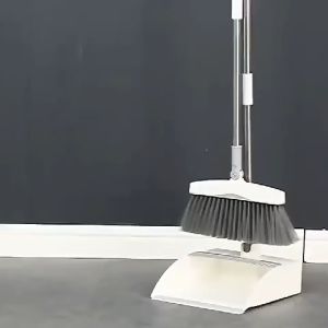 Broom & Dustpan 3 in 1 Set Extended Windproof Dust Magic Broom扫把畚斗刮水套装挡风扫发神器【Home2u】