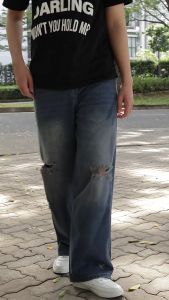 Quần jean nam Baggy Retro đáy cao thoáng khí Wash trơn và rách ống suông bự cao cấp VNO128
