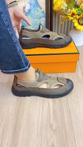 Julia-mall 24ชม จากไทย รองเท้าตาข่ายสำหรับผู้ชายระบายอากาศแบบบางสำหรับฤดูร้อนรองเท้าตาข่ายกีฬาพื้นนิ่มแบบลำลองสำหรับฤดูร้อนน้ำหนักเบาและทันสมัย39-44