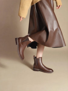 Reemoor | Retro Slim Chelsea Boots for Women