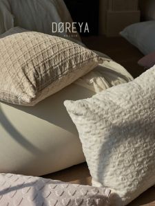 Warm Carving French Elegant Cushion