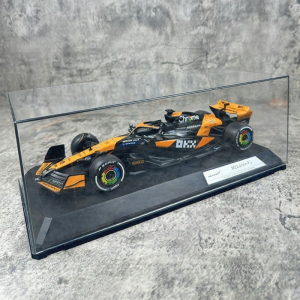 BIZHIDA | Collectible 1:18 Scale Alloy Formula Model Car MCL38