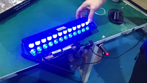 Dasbor Mobil 12 Mata Lampu Tembak Darurat Mobil LED Lampu LED Polisi Lampu Strobo Mobil