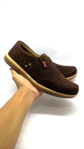 Sepatu Kerja Pria Slip On Bahan Kulit Suede Sol Karet Anti Slip Size 39-43