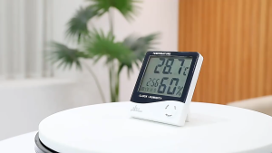 Nhiệt Ẩm Kế Mini Treo Tường/Để Bàn -Máy Đo Nhiệt Độ Độ Ẩm Điện Tử Mini -Đồng Hồ Đo Nhiệt Ẩm Kỹ Thuật Số Để Bàn/Treo Tường