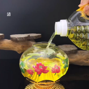 One box containing 6 bottles crystal lamp oil - oil for lamps offerings for Buddha factory-direct product - Yongfu Yuan Bodhi Crystal Oil oil for Buddha lamps 2.6 pounds of liquid candles wind-proof and durable lighting lamp lamp oil