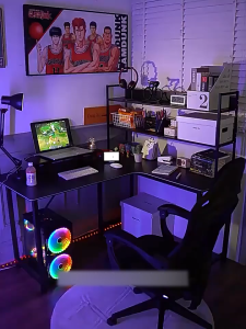 GZI โต๊ะเล่นเกมมุม โต๊ะคอมพิวเตอร์รูปตัวแอล แผ่นท็อปโต๊ะสามารถสลับซ้ายและขวาได้ระหว่างการติดตั้ง ชั้นวางสามารถวางได้ ดีไซน์รูปตัวแอลใช้พื้นที่มุมได้อย่างเต็มที่ เสริมคานหลายจุด รับน้ำหนักได้มาก