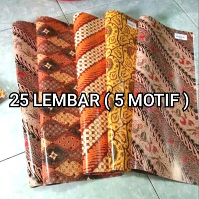 1 Pak Kertas Kado Batik Kiky Glossy Tebal Isi 50 Lembar
