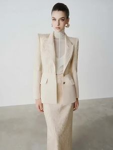French Elegant Business Look Slim Fitting Two-Piece Suit