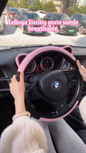 ปลอกพวงมาลัยรูปหูแมว นุ่มนิ่ม กันลื่น ถนอมมือ ของตกแต่งรถสุดน่ารักสำหรับผู้หญิง ใช้ได้ทุก