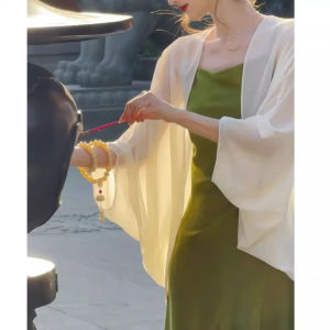 chaqi | Ultra-Short Lightweight Batwing Sleeve Air Conditioner Cover Up Womens Jacket Summer New Style Charee Commute Style V-Neck