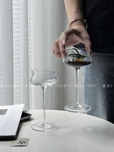 Ribai Chinese Style Glass Champagne Red Wine High Footed Martini Cocktail Juice Cup Creative Tapered Drinkware Accessories