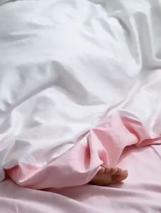 ตัวหนีบผ้าห่ม ผ้าปู กันผ้าห่มหลุดตอนนอน ตัวหนีบไม่ทำร้ายผิว นอนสบายทั้งคืน ใช้ได้ผ้าปู ผ้าห่ม