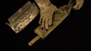 Oiking FC First-Aid Kit Split Design Quick Pull Handle US Cordura Fabric Tactical Chest Rig/Vest with Expandable Medical Kit for Outdoor Wargame Hunting Equipment