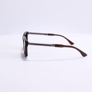 New Fashionable Square Frame Polarized Glasses for Men and Women High-End and Personalized Outdoor Anti-Uv Driving Sunglasses 6