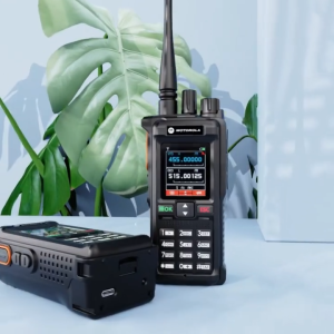 ตัวอย่างของวิทยุ: วิทยุสื่อสาร Motorola GT12 20 วัตต์กันน้ำและกันฝุ่น IP67 วิทยุเอฟเอ็ม 6800mAh ระยะทาง 25กม เสริมความจุข ชุดหูฟังฟรี กลางแจ้ง/ห้างสรรพส