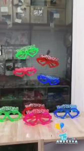 Kacamata LED Tahun Baru: Desain Unik & Fungsi Nyala