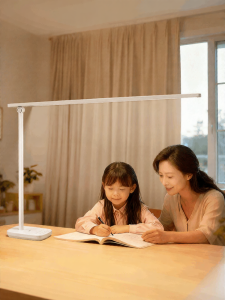 Midea | Eye-Protective Study Lamp