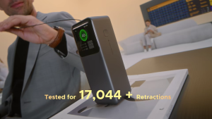 UGREEN 25000mAh Laptop Powerbank PD 200W 2C1A Fast Charging Power Bank for Laptop Power Adapter Dell Lenovo MacBook Pro/Air Dell XPS iPad Mini/Pro Samsung Galaxy S24 Ultra Z Fold6 M14 Z Flip5 Xiaomi Huawei Honor Pixel and More