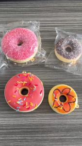 5/7cm Donut Squishy Slow Rebound Stress Relief Squeeze Toy Novelty Toy Simulation Model Holiday Party Table Decoration Props