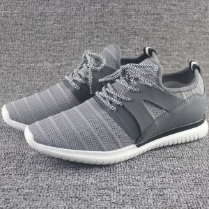 Spring Summer 2025 New Style Slip-On Breathable Mesh Shoes Running Travel Womens Flat Heel round Toe Rubber Bottom Casual Shoes