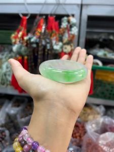 กำไลหยกอาบน้ำ