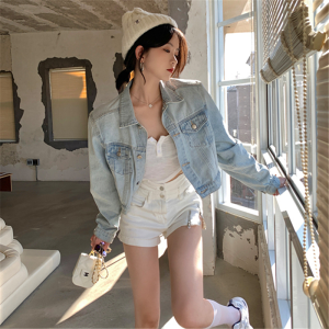 Spicy Short Denim Jacket Womens Loose Design Spring 2025 Korean Style Light Blue Cotton Blend Long Sleeve Polo Collar Coat
