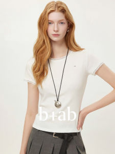 Lace Trimmed Short Sleeve Slimming T-shirt