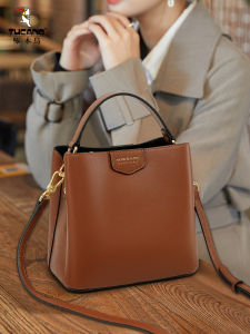 Valentines Day Large Capacity Bucket Bag Womens Fashionable Shoulder Crossbody Handbag TUCANO Woodpecker Handbag