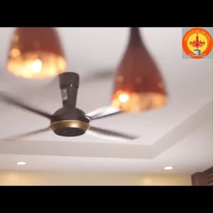 Quạt trần 4 cánh Panasonic F-56XPG có Remote điểu khiển từ xa tiết kiệm điện với 2 màu trắng và đen.