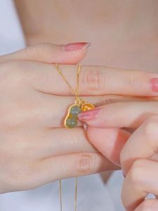 ( Beli 2 dapat bonus ) COD Kalung kacang giok hijau titanium perhiasan