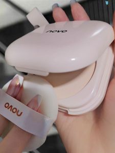 Novo Finishing Powder Oil Control Long-Lasting Makeup Air Cushion Concealer Smear-Proof Makeup Waterproof Sweat-Proof Honey Face Powder Cheap Genuine Goods