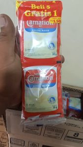 Susu Krimer Kental Manis Sachet/Renceng Carnation 6 SASET
