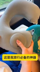 Kitchenroom 📢 พร้อมส่ง!  H689  หมอนหนุนแบบเป่าลม รูปตัวยู แบบพกพา น้ำหนักเบา หมอนเป่าลมขนาดพกพา เบามาก จัดเก็บง่าย