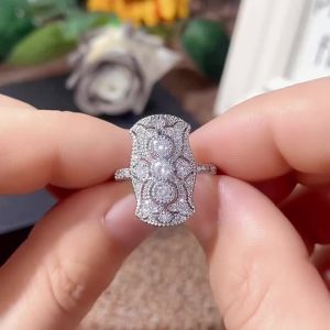 Huitan Exquisite Female Party Jewelry Ring Brilliant Zirconia Finger Accessories for Women Fashion Women Wedding Band for Lady
