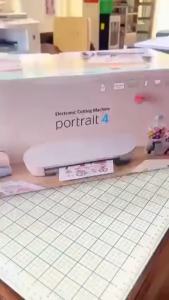 Silhouette Portrait 4 Electronic Cutting Machine