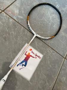 RAKET BADMINTON LINING TECTONIC 7 DRIVE COMBAT