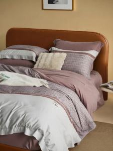 Mercury | Double Faced Flannel Lamb Wool Like Thermal Four Piece Set Quilted Artistic