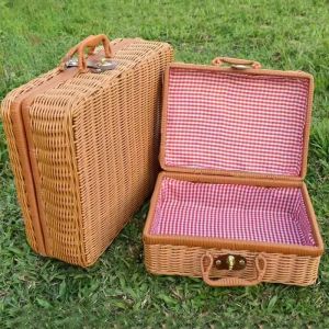 Retro กระเป๋าเดินทางหวาย Handmade หวายตะกร้าเก็บปิคนิค Travel Camping อาหารขนมขบเคี้ยวกระเป๋าเดินทางฟางทอกระเป๋าเดินทาง
