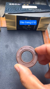 Phớt 22x30x6 hoặc 20x36x7 dùng cho xe ô tô các loại động cơ máy công trình phớt chịu nhiệt đồ bền cao