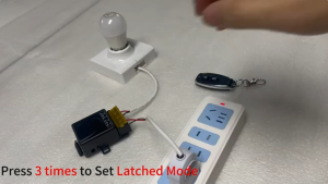 สวิตช์รีโมตควบคุมปั๊มน้ํา 433MHz 220V สวิตช์ควบคุมระยะไกล รีโมทปั๊มน้ำ รีโมท 1CH 30A น้ำปั๊มรีโมทคอนโทรลสวิตช์ ตัวรับสัญญาณโมดูลเปิด/ปิดเครื่องส่งสัญญาณ RF ไร้สายสำหรับไฟ LED Remote Power Switch