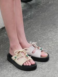 Toomanyshoes | Womens One-Strap Thick-Soled Slippers