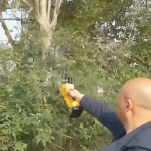 2 in1 24V Cordless Electric Hedge Trimmer grass cutter machine Grass Cutter Hedge Trimmer 20000RPM Rechargeable Lawn Mower Handheld Household Shrub Pruning Mower Garden Tools