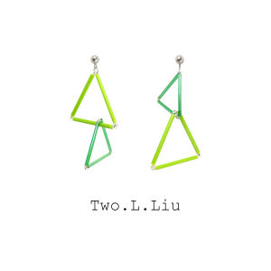 Two.L.Liu Fresh Personality 925 Silver Needle Earrings Womens New 2025 Style Individuality Ear Jewelry Clip on
