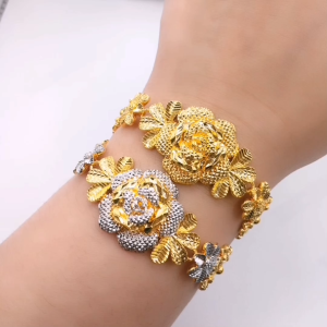 Yon Hing Rantai Tangan Bunga Ros Full Gold/2 Tone Kosong (5D) Emas 916